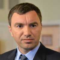 Висловлює сум та скорботу з приводу непоправної втрати для всієї Коломийщини Андрія Іванчука