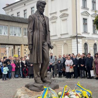 Відкриття пам’ятника Василю Стефанику